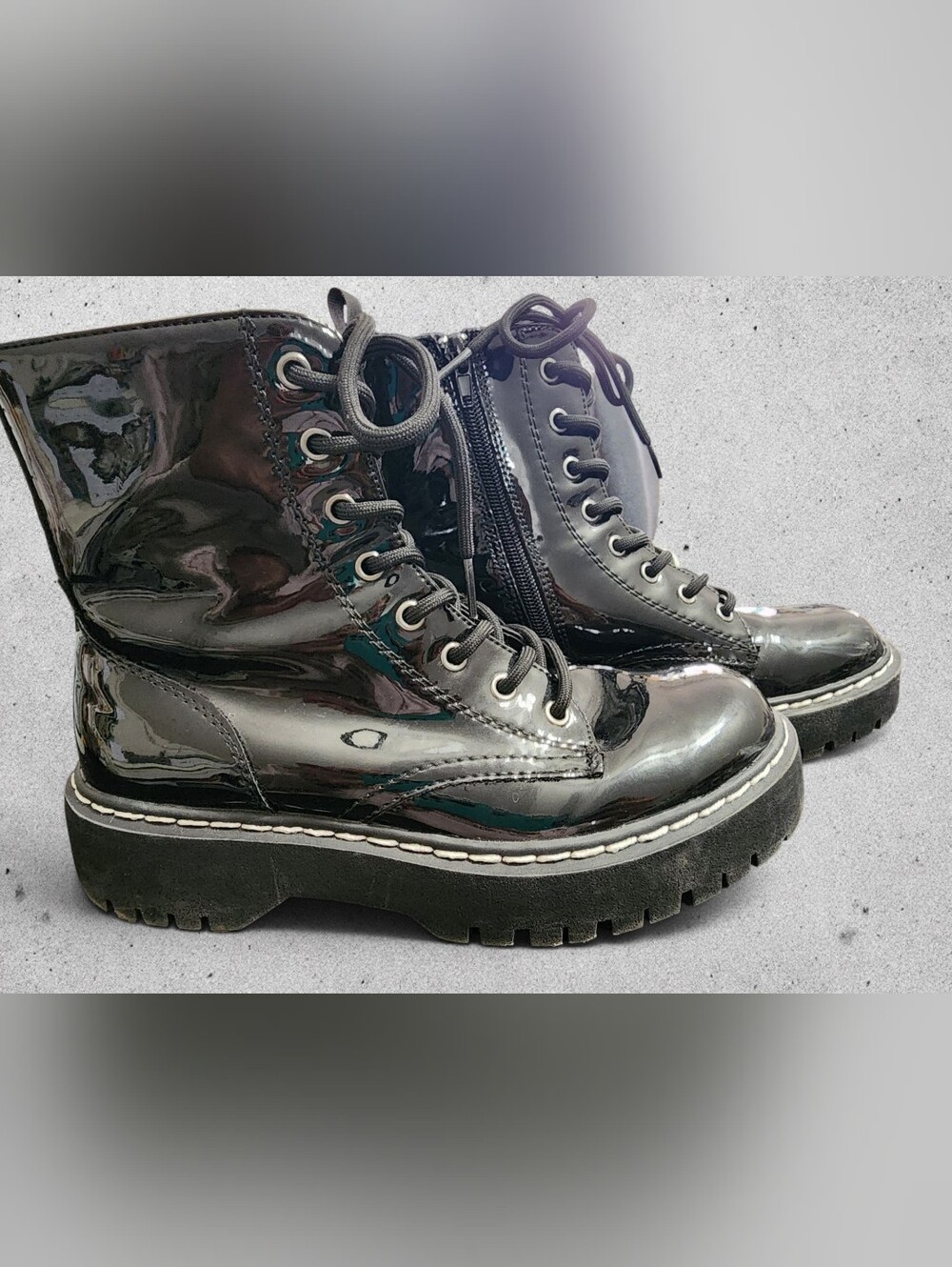 Sincerely Jules Harley-22 Black Patent Chunky Combat Boots Size 7M